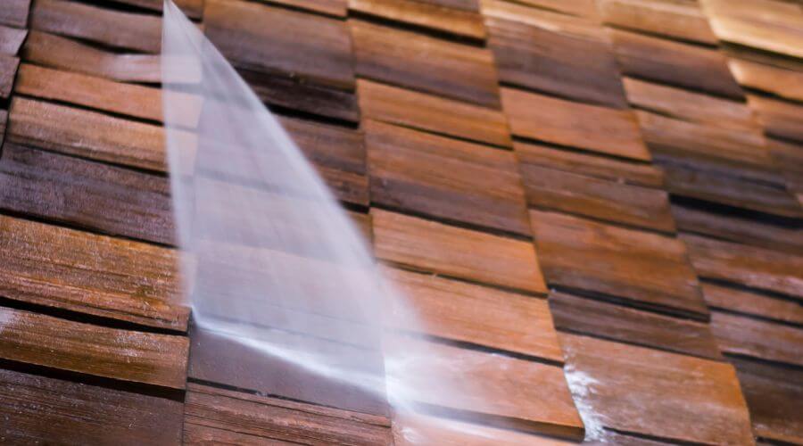 Professional gutter cleaning in Birch Run, MI